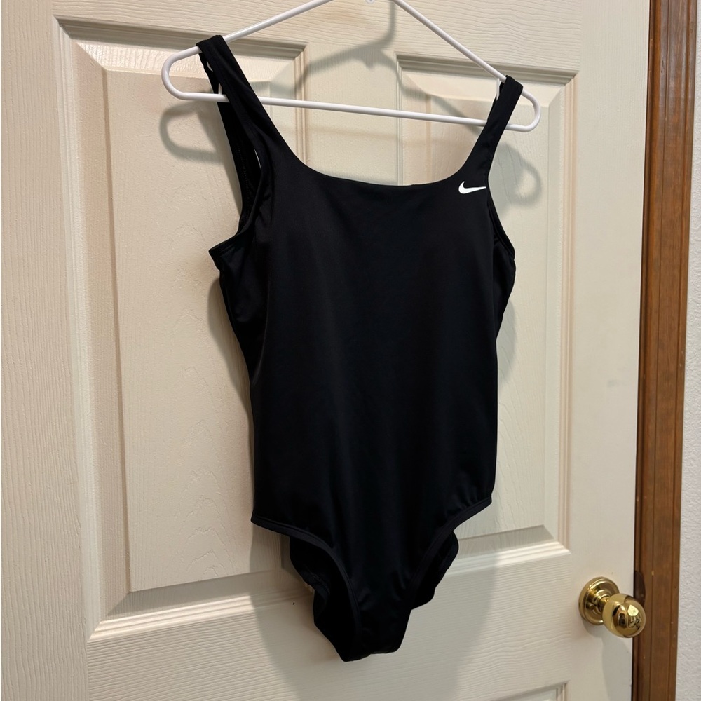 Nike Black Athletic Swimsuit Women Size Medium